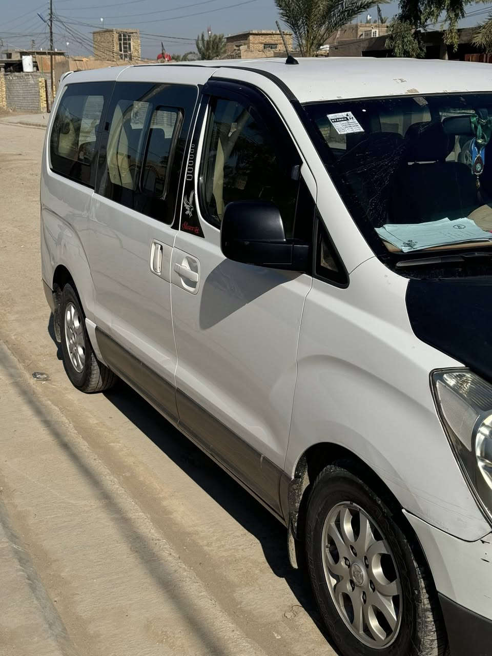 استاركس للبيع فقط موديل 2014 رقم قادسيه السياره كفاله مصفره هيئه وغرامات  سنويه جديده السياره بااسمي عنوان الكوت ***********
السعر ١٧٠
