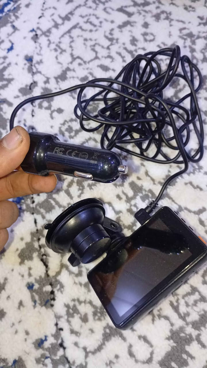 داشكام سيارة  4K  دقە فول مواصفات  حساس حرکە و شحن و یستقبال شریحە توصل لل128GB الشيخان, نينوى


**إذا كنت صاحب هذا الإعلان وتريد حذفه لأي سبب، رجاءا أرسل رسالة إلى الدعم الفني**