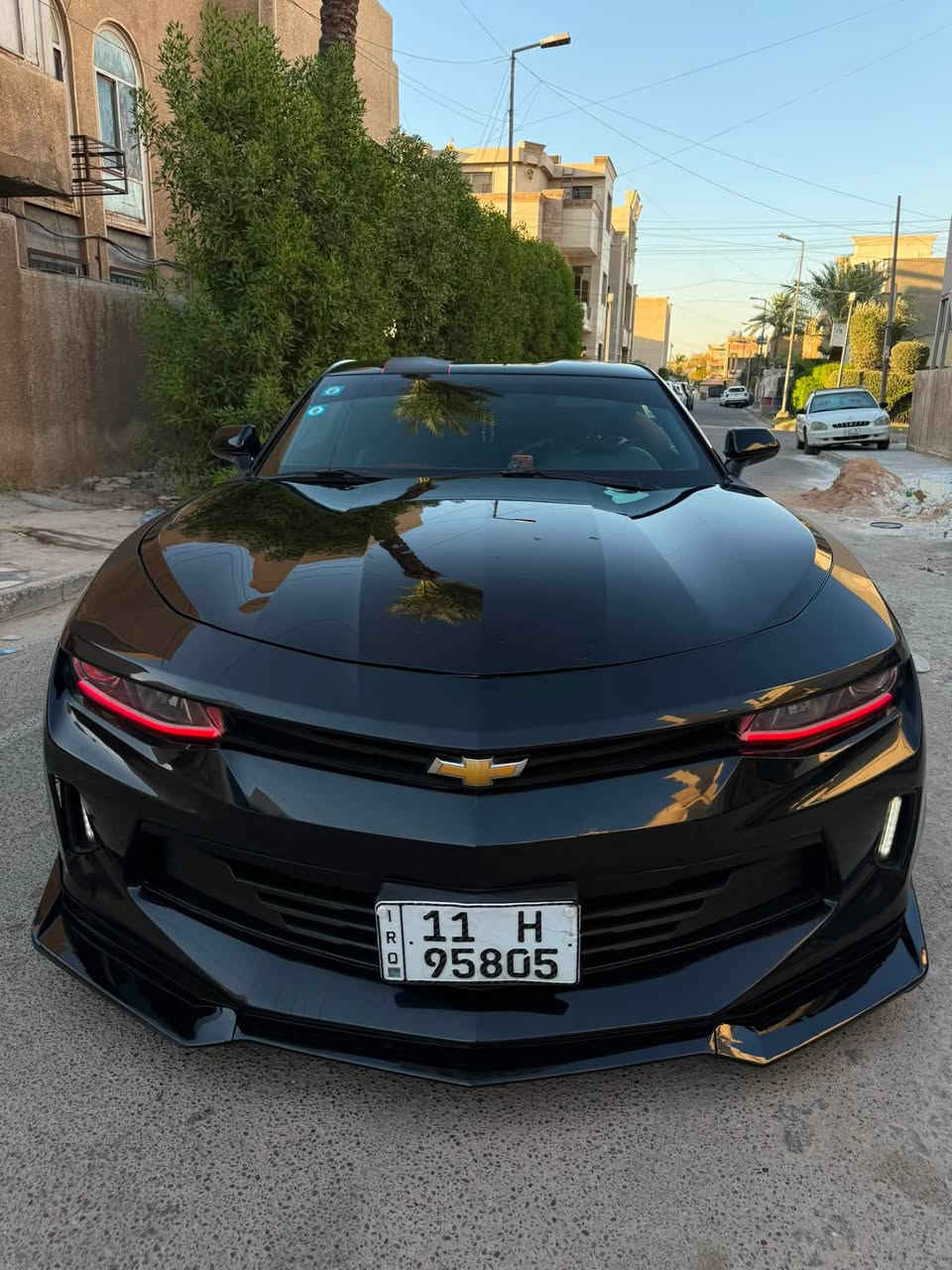 شون الغوالي
من انضف الكماروات الي راح شوفها 
للبيع كمارو RS 2018 V6  فول عدا الفتحة وارد امريكي ضرر نص قطعة صبغ فقط (نص الجاملغ الخلفي ) وبيها بارد على كد جف الايد 
بدون دواخل بدووون ايرررباك ماشية 55
بجم كبس
داخل السيارة جداً نضيف 
تخم تاير جديد 
باتري جديد 
ملاحضة سيارة نص قطعة فقط لتقارنها بلمهجومات 
رقم بغداد تحويل ثاني يوم 
سيارة نضيفة ومصروف عليها
الاضافات..
داخل جلد لونين احمر واسود 
شفتات ستيرن رياضي 
سبايدر ناصي
لحيةZL1
شفقةZL1i
ويل حجم عشرين ZL1
عليها برمجة 
كزوز مرتب وصوت رعب
عليها اورجنل متغير ع التلفون 
لدات بيض
العنوان 
بغداد / زيونة 
السعر 133 وبيها مجال بسيط 
***********
