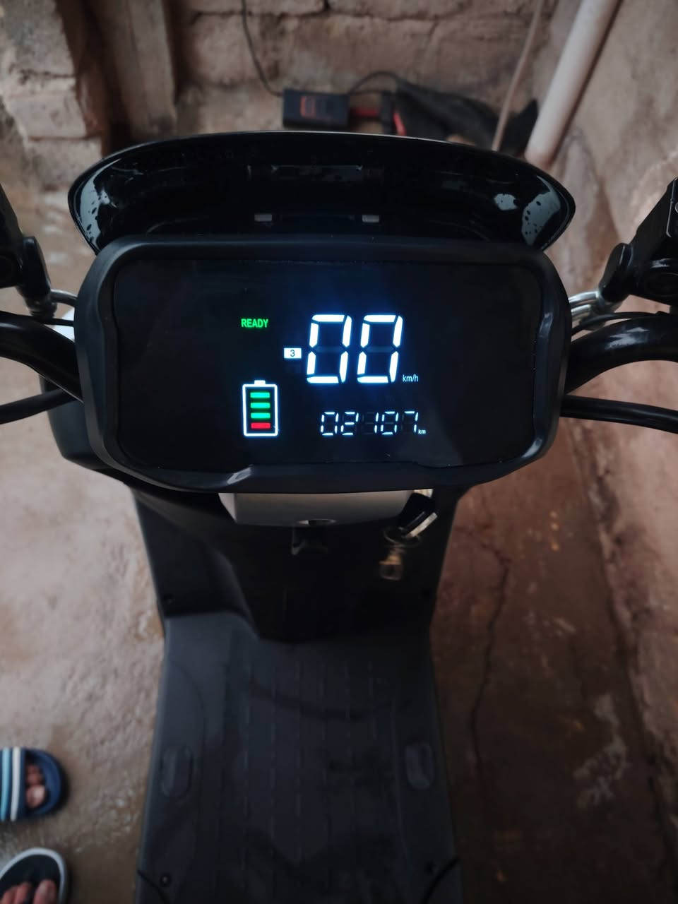 درجة شحن للبيع 318
مواصفاتها معروفة ملفها 2000 6 بطاريات نضام بكR مثبت سرعة سرعتها الحقيقية 60-70 جنطة فوك السيباية اخو الجديد ماشي 2100k شرط من كلشي وين ما يعجبك افحصها شرط ما واصله مصلح  مكاني موصل جانب الايمن واتساب فقط*********** م.الوصل موجود وباسمي
