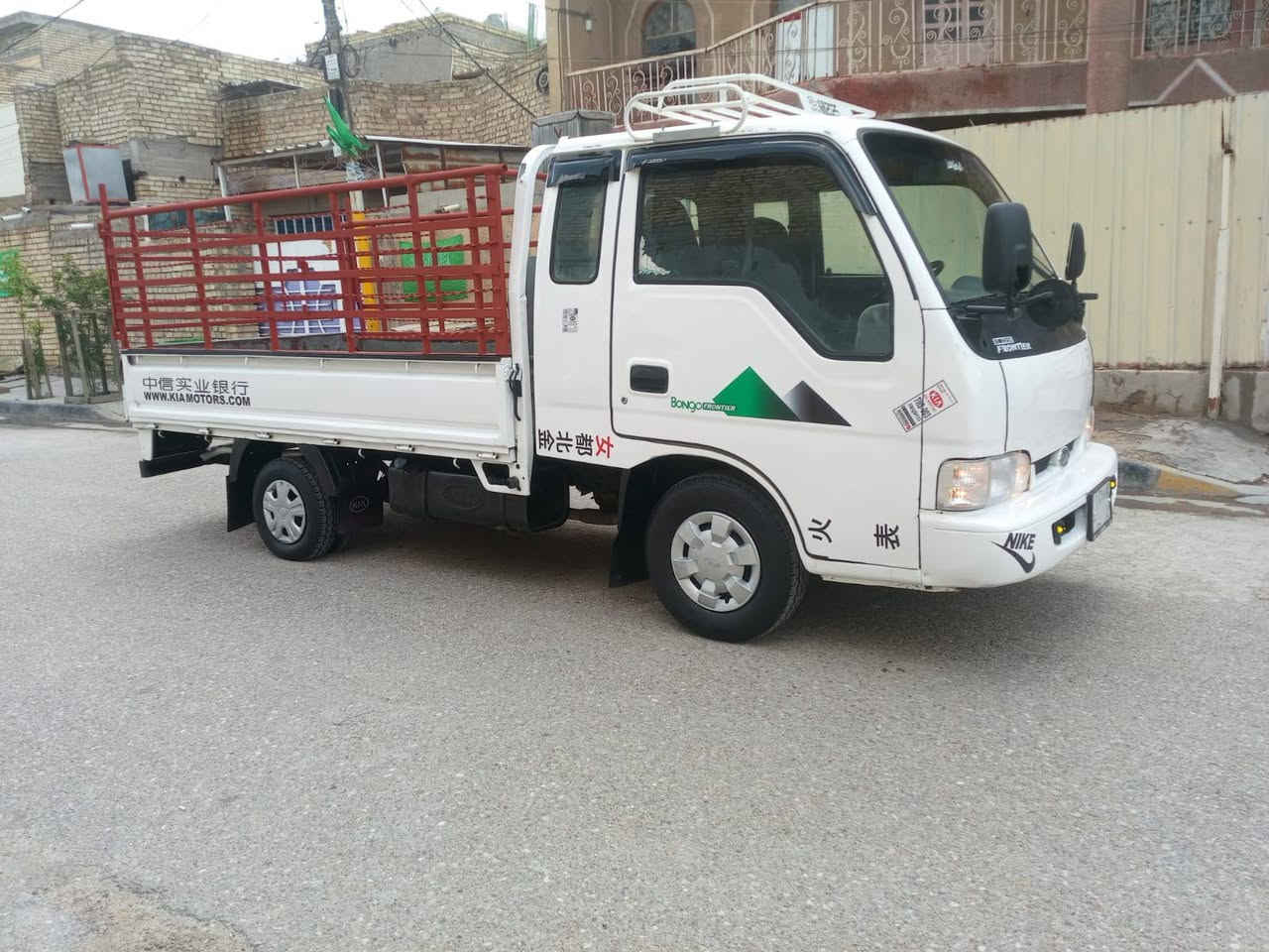 سلام عليكم 🫡 فنتيرة موديل  {1997}رقم ديالئ ألماني مشروع وطني سنوية 27 مكفولة مكينة كير اكسن وشاصي ورقم شاصي ،،كهربائيات كلها شغالة صدر جديد ،،تخم تاير جديد سيارة خير من الله ..العنوان بغداد  ،،{ملاحضة؟ اخوان اني مكلف بنشر السعر اتصل عل رقم } رقم الهاتف ☎️***********
