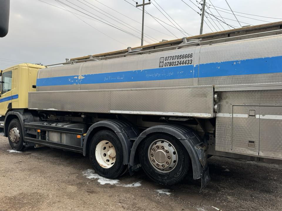 للبيع سكانيا ٢٠٠٧ سيارة جديدة جاهزة تانكي استيل 15 طن سيارة بلادية تنكر جاهزة للشغل شاصي دبل باج تخم تاير حجم المكينة 380 كير عادي رقم أربيل باسم شركة👉 شراي اتصل عنوان بصره***********
