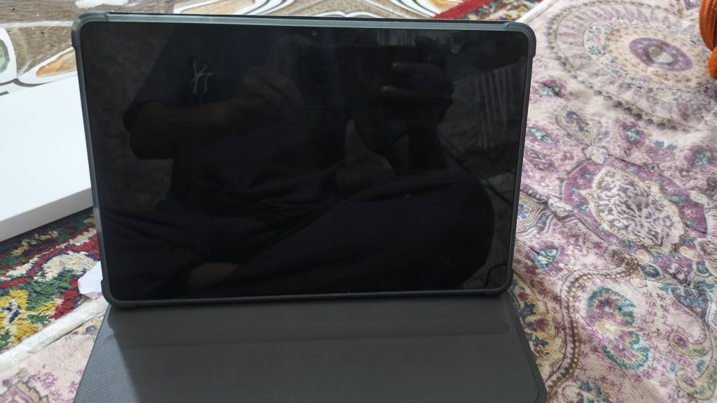 تاب14 اوتيتو الاصلي ذاكرة512G.. والرام8G..  فقط مفتوح من الكارتون سعره 135الف قفل للاستفسار واتساب *********** يحتوي كيبورد وقلم وماوس عمارة, ميسان
