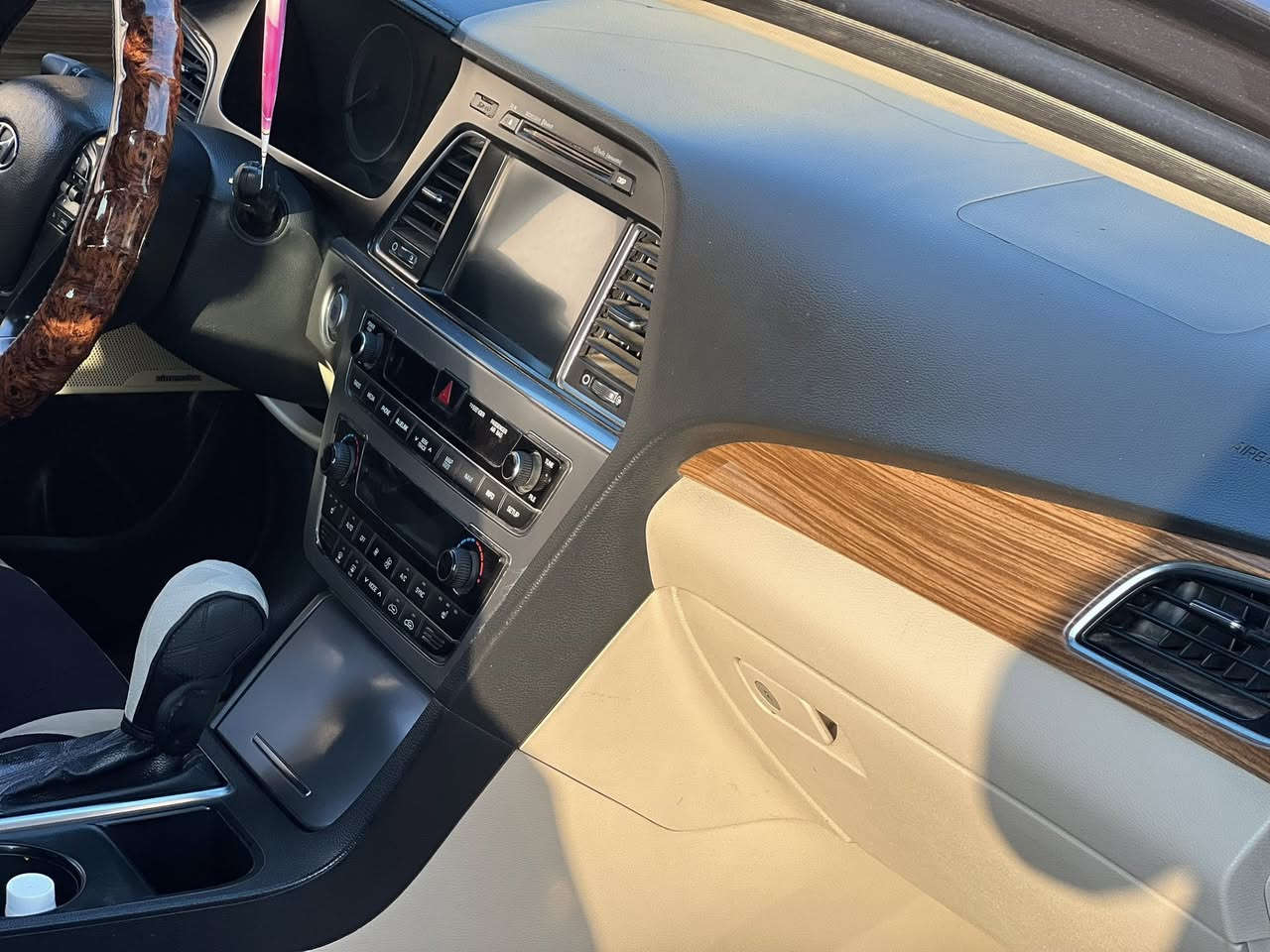 من رخصة الادمن المحترم…

سوناتا 15 بأسمي لغاية 28 محرك توربو جاهزه للأخير بصمه تشغيل أبواب إشاره بالمرايا تبريد ثلج  كمبريسر جديد قبل يومين بدلته لان زنون ضربتها بنيد فقط ونفسه مصلح وباب عكس السائق مصبوغ اثر شخوط السونار موجود !!  بيع أو مراوس حسب القناعه 

السعر 110 وبيها مجال قليل 

المكان ناصريه

استفسار ( ***********)
