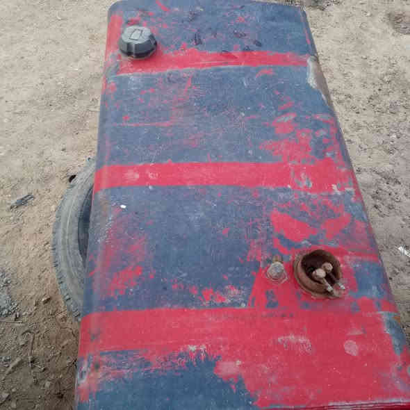 سلام عليكم تانكي كامله وقاعده 550 لتر للبيع المكان كوت سعر 200 الرقم ***********
