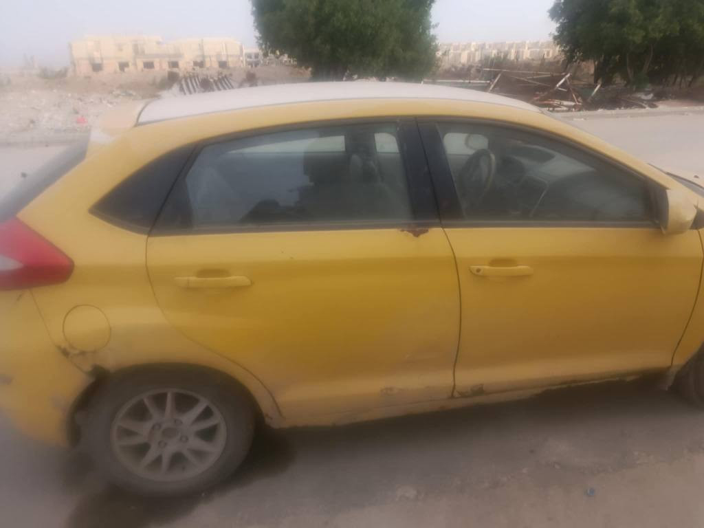 السلام عليكم سياره نوع شير محور مكينه بكاتشو ميكنه ناعمه وحلوه ياباني مطلوبه للهيئه ٨٠٠ وغرامات عليه بس ٢٥ سنويه منتهيه يعني واحد ياخذه للبيت السعر ١٢٥٠٠ انضف من لبل صوره سياره الرقم ***********
