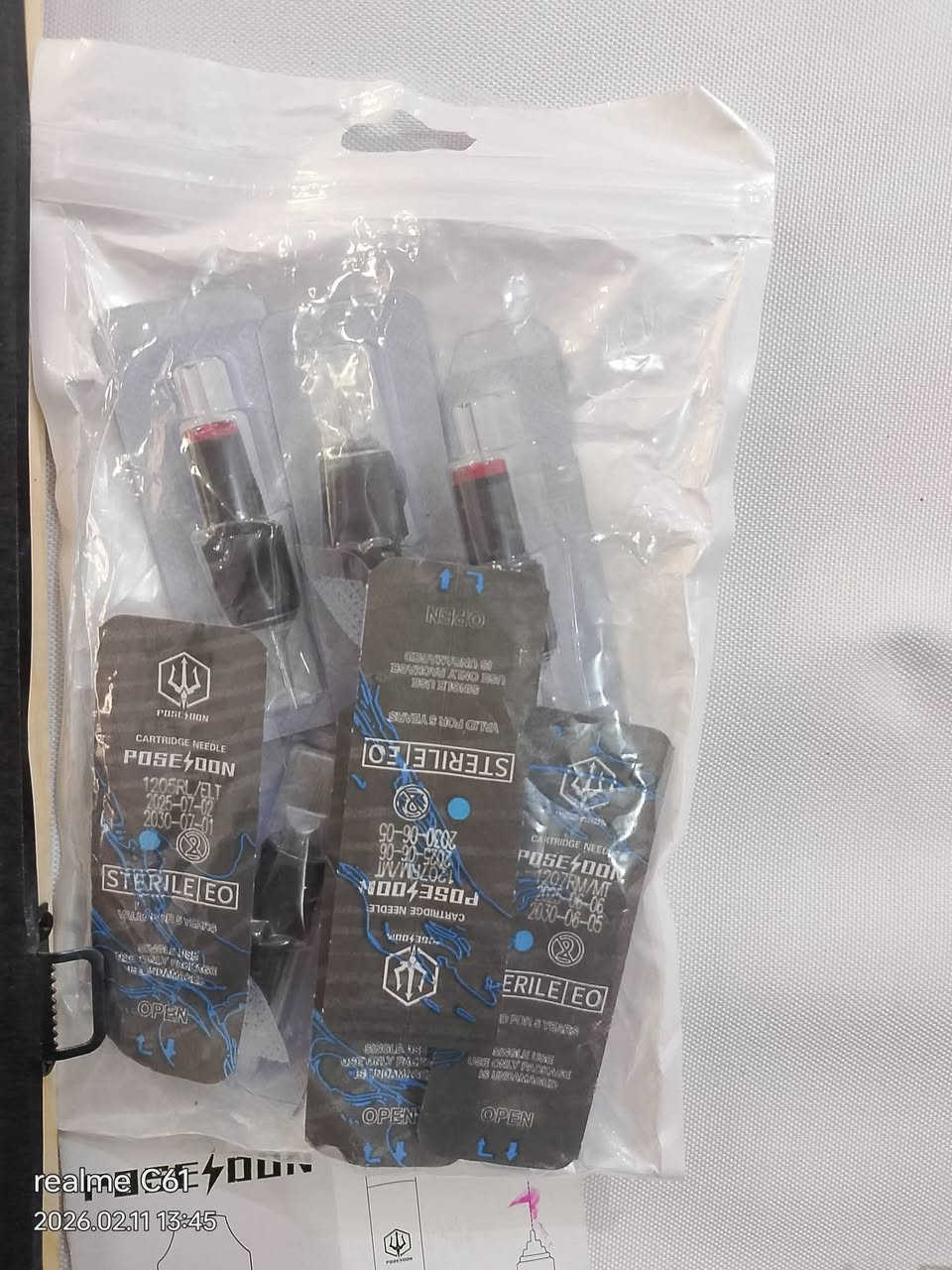 السلام عليكم اخوان
جهاز وشم كامل مع كافة ملحقاتة من أحبار ونيدل جاهز جديد استفسار اتصل واتساب ***********
