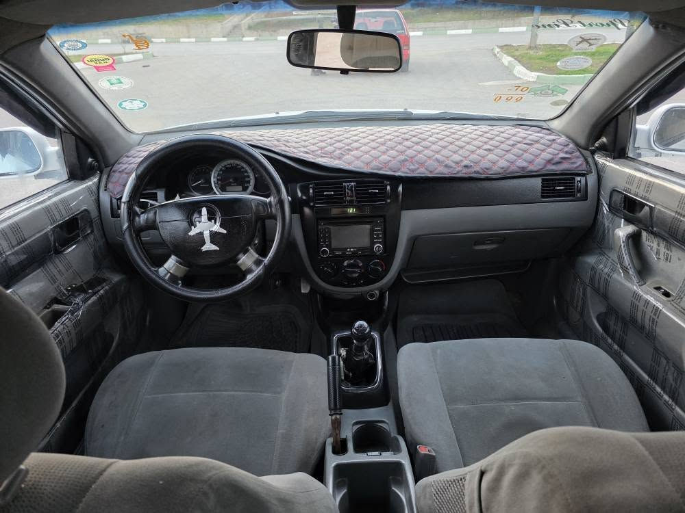 بەلەش بەلەش بەلەش
هەرزاترین نرخ لەحەواوی بازار ماڵی فەقیر زۆر بیمەسروفو جوان 
ئۆپترا مۆدیل 2005 گێر حادی دەسک مۆنیکا سەیارەکە سەنەوی هەبووە بزر بوە واجیهەم بۆی راکیشاوەتەوە بەشەرتی ماڵی مەدەنیو پاڕەی کەسی تیانەبیتو دزیاری نەبێتو بی کیشە بێت 
هەموو گیانی بێکیشەیەو زۆریش مەزبووتە ماڵی دۆستەو بەنزین زۆر زۆر کم دەخوات  کامل کارەبای مەزبووتە کامل سبووخە پیشوو دوای کەپسەو بێ لیدراوە 
مووس براوە بەشەڕتە 
چوار ویلو تایە کەپی لۆکە
تەبریتە کۆنترۆڵا پاوەرە جام کارەبایە 
سیدیە 
شوێن رانیە ***********  نرخ $29 ک رانية, السليمانية
