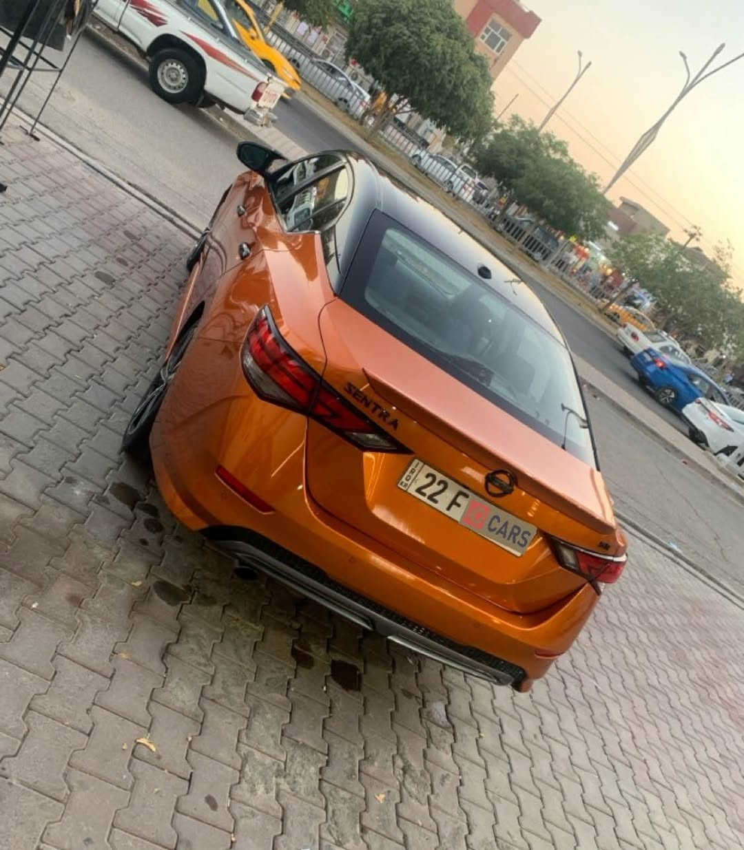 السلام عليكم 
للبيع او مراوسه حسب قناعة
 سعر 143
نيسان سنترا  SR موديل : 2021
السعر143ومجال قليل ✅
اللون : قيسى 😍 مشمشي 
عداد المسافة : بالتقرير امريكا 40 الف مايل حالياً 82 الف مايل 
حجم المحرك : .2.0L( 4,سلندر )
سياره كامله و جاهزه دينار مصرف ما بيها ✅
ملاحظة السيارة : مكانين بيها تعديل بارد بدون صبغ بدون دواخل 100%

ارباگ بس استيرن طاك مرجع بلادى 100%

رقم اربيل جديد تريد تحويل أو وكالة 

المواصفات : SR
فول مواصفات سقف اسود بلادى 
 ابواب بصمة
بصمة تشغيل 
تشغيل عن بعد (Remote Start)
شاشة  ايباد
كاميرة 
اوتو ستارت Auto Start
اوتو ستوب Auto Stop‎
رادار امامي (تحديد مسار)
رادار جانبي  (نقاط عمياء)
رادار خلفي (التحذير من الاصطدام) 
حساسات خلفي 
نظام : Eco
نظام : Normal 
نظام : Sport
تحكم استيرن  
لايتات LED زينون بيلادي
بكلايتات LED  بيلادي 
ويل كروم
مكان سياره كركوك 
*********** كركوك, العراق
