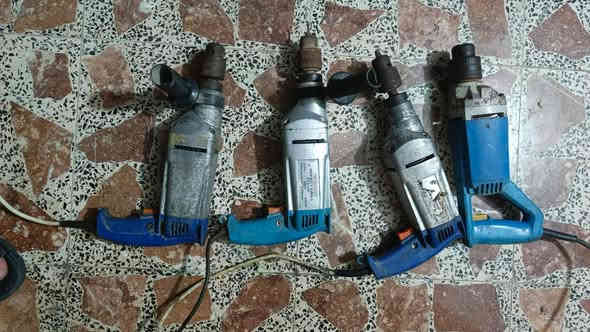 السلام عليكم شغالات على الفحص مكان مدينة الصدر للاستفسار خاص او الاتصال ***********
