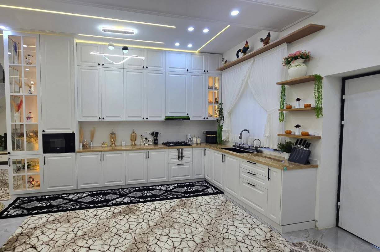 … فخامة المطبخ تبدأ من هنا ✔️✔️✨
تصاميم راقية، جودة عالية، ولمسة تميز كل زاوية.
زورونا الآن واختاروا ما يناسبكم من رفاهية التفاصيل مع عالم المطابخ
للطلب والاستفسار مراسلتنا على الصفحة او الاتصال  على الرقم  
*********** عمارة, ميسان
