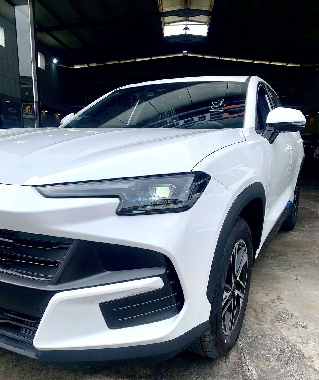 ⚜️ متوفر حالياً في معرض العماد ⚜️

✨ جيتور بلكن 🔌 هايبرد 🔋 L6 2025 الجديدة ✨
سيارة تجمع بين القوة – الراحة في تجربة قيادة استثنائية 

🔹 محرك قوي مع أداء ثابت على كل الطرق
🔹 تصميم خارجي أنيق وعصري بلمسات فاخرة
🔹 شاشة وسطية كبيرة تدعم أحدث التقنيات
🔹 مقاعد جلد مريحة مع تحكم كهربائي
🔹 فتحة بانوراما تعطيك إحساس بالرحابة
🔹 أنظمة أمان ذكية 
🔹 كاميرات محيطة لقيادة سهلة وركن آمن

✨ مع جيتور L6 2025 استمتع بقيادة حديثة ومريحة مع أجواء فخامة حقيقية 

المبيعات : *********** / الادارة : *********** 

العنوان : بغداد / معارض البياع / مدخل المعارض الرئيسي / الشارع الوسط - معرض العماد 

#جيتورات_2026 #باركود #جيتور #Jetur #L6
