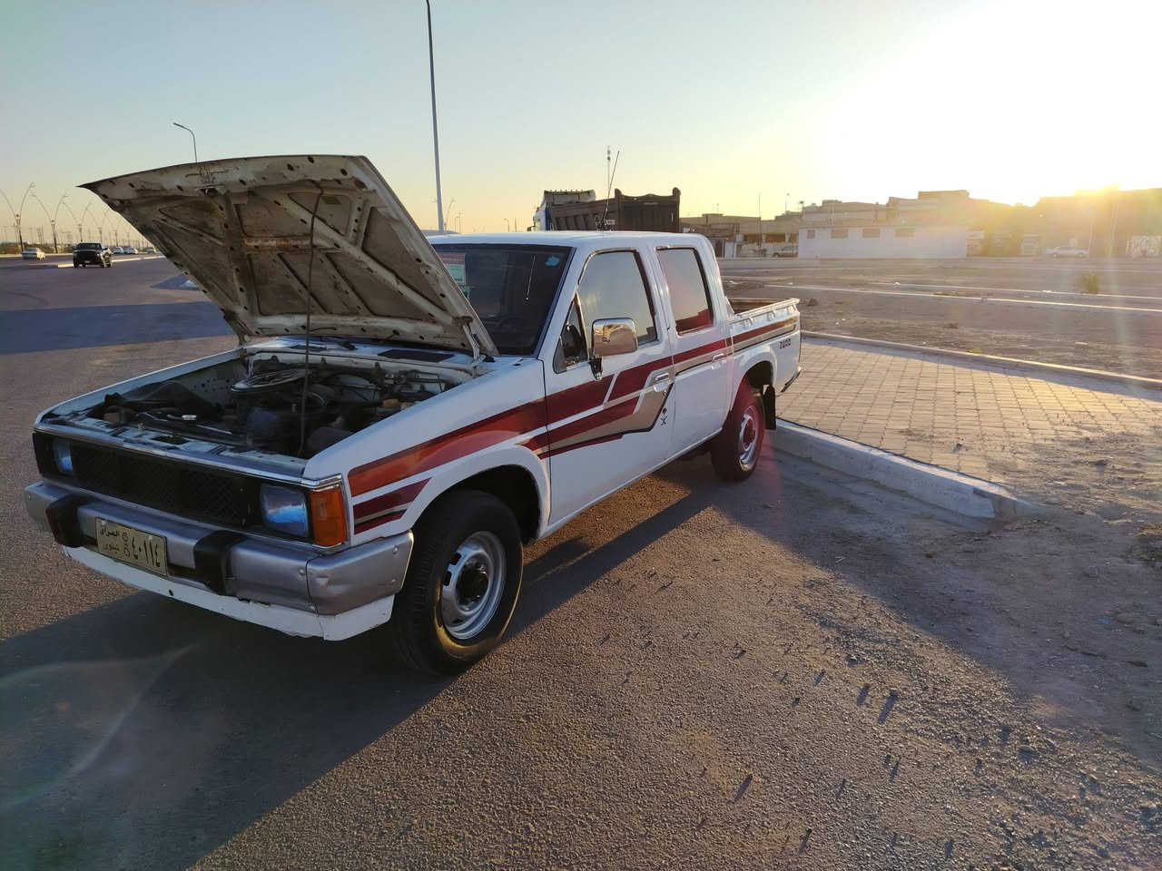 سلام عليكم بيكم نيسان للبيع موديل ٨٨ خطه ٩٢ رقم نينوى بسمي سنويه منتهي شرط تحويل الوكاله مكينه وكير بلااد بل كارتون حداديه جديده اكسنه جديد تايرات انضاف دوخل بل كارتون كهربائيات كله شغال سياره مكفول ضرب وكلبه مصبوغ جماليه فقط جام يصعد وينزل سياره مال جناي الله شاهد بيع مستعجل دشبول بل جيس السعره ٢٨ وبيه مجال مكاني البصره وهاذ رقمي ***********وانه خادم  سياره مال جناي الله شاهد
