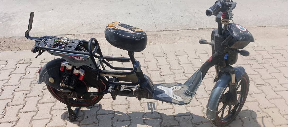 ماطور شحن عاطل بدون بطاريات قيم وخذ


**إذا كنت صاحب هذا الإعلان وتريد حذفه لأي سبب، رجاءا أرسل رسالة إلى الدعم الفني**