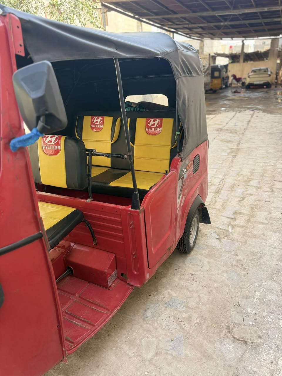 سلام عليكم بياجو 2023 نضافتهه شوف العين سعرها 4000000 وبيهه مجال لشراي عنواني بصره شط العرب 

***********
