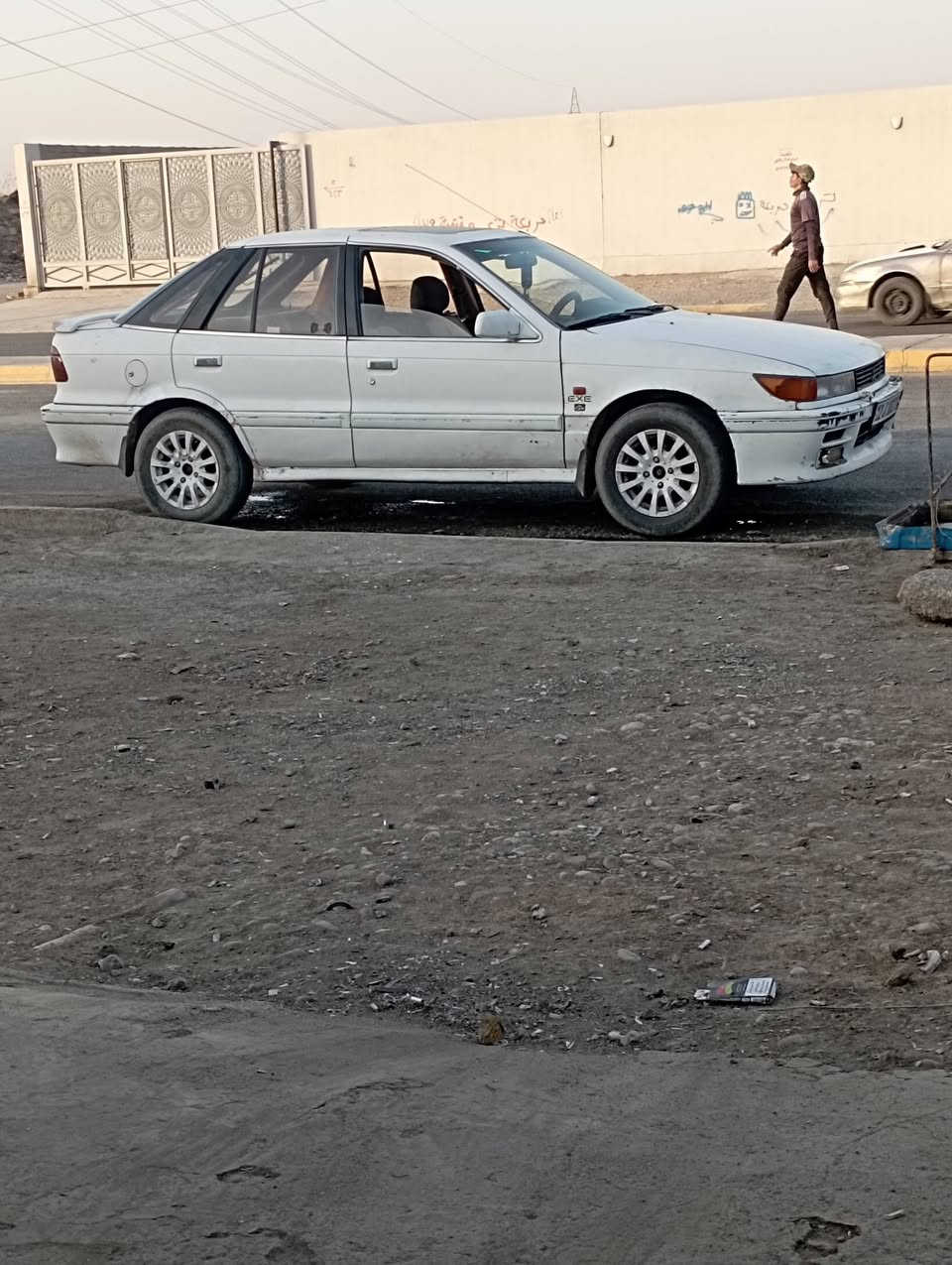 للبيع لانسر 91 بسمي مشروع وطني سياره جاهزه محرك وكير ودرايم شفتات كلو جديد السعر 31ورقه وبيها مجال ت***********
