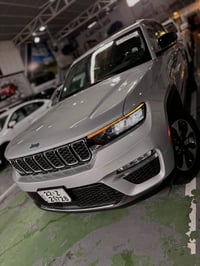 جيب 2023 لمتدد  للبيع او للمراوس ✅ هايبرد بانزين كهرباء  ✅3شاشات✅  ملا...