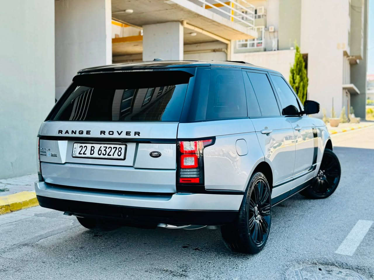 ﷽
‏                                 RANGE ROVER VOGUE 2013 
▫️رانج رؤڤه ر مؤديل 2013 ڤؤگ ئوتو بايوگرافي
🔹مواصفات خليجي وكالة شريكة سردار✅
🔹 فول مواصفات مواصفات بلاك زمان دولي

◻️محريك V8 5.0L تمانية سلندر سوپر جارج مرغوب
🔹گير و محريك بشرط فحص 
بدون صوت و بدون صرف بدون خلل
🔹ماشية  109 الف حقيقي

◻️ سيارة مكفولة كفالة عامة بدون صبوغ  
🔹سيارة جديد حيل حيلوة نضيفه 📦

◻️مواصفات فول اوتو بايوگرافي معروفة
🔹{ بصمة - پانوراما - داخل كريمي - رادار -  دوسات كهربا - خمس كاميرا - ثلاجة -  صندوق شفت - باب صحب - كشنات DVD - كشنات تتفيئة و تبريد - كشن مصاج - كشن و ستيرن خزن - ستيرن تتفيئة - بغاغ لايت - مراي شفت - تبريد مركزي - بعد }

◽️اربع تاير ويل جديد ويل بلاك
🔹دبل و جوبليسات كل بشرط
🔹سيارة شرط بدون اى نواقص گير و محرك و حدادي و كاهرباى كلة بشرط
🔹سنوي و رقم و هزة جديد سنوي بأسمي
🔹 نفسي يوم / تحويل و كاله حاظر
🔹 مكان_🌆 سليماني

◽️سعر_ 252 🔐🔥🔥
◽️موبايل_ ***********
____________________________________
