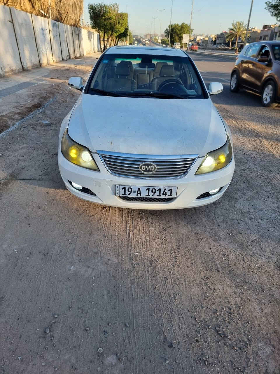 سلام عليكم بيوادي اف سكس ٢٠٠١٢ بأسمي رقم كربلاء
السياره جا هزه تبريد تدفأه 
السعر ٣٧ مكاني بغداد المنصور ***********
