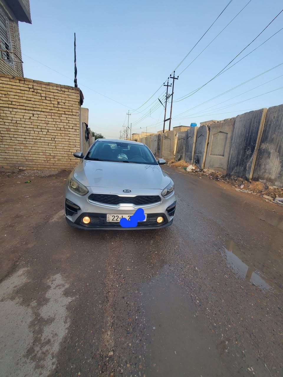 السلام عليكم فورتي موديل ٢١
ماشيه ٣٧ 
تحويل مبااااشر 
صور الحادث والشاصي 
سياره ما متعوبه ابد 
السعر ١٢٤
للإستفسار اكثر 
***********
