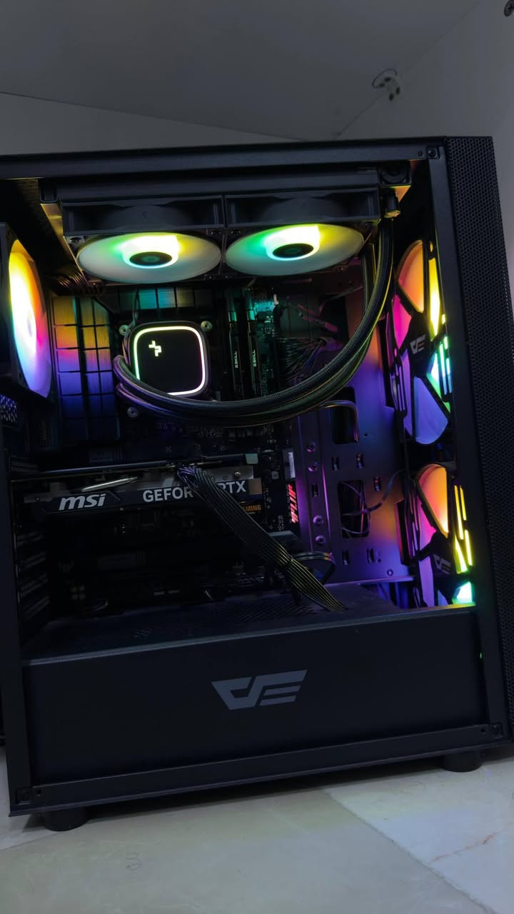 مكلف :
(كيس  + شاشة + ملحقات هدية)

CPU: INTEL I5 12400F
................................................................................
MB :B760 PLUS WIFI TUFGAMING DDR4
................................................................................ 
RAM :G SKILL 2*8 _16 DDR4 3200MHZ
................................................................................ 
COOLER: DEEPCOOL LE 520 LUQID COOLER
................................................................................ 
GPU :RTX GEFORCE 4060 TI 16GHZ MSI VENTUS
................................................................................
PS :700W +80 PLUS FSP HYPER K
................................................................................
STORAGE: NVME GEN3*4 NM620 LEXAR 1T
................................................................................
CASE: DARKFLASH DLX21 3FAN
................................................................................ 
MONITOR: ASUS TUFGAMING VG1A
27INCH
IPS
2K
170HZ
1MS RESPONSE TIME
................................................................................
كراتين كل القطع متوفرة" الحاسبة نظيفة كلش مال  موظف ومتروكة 
السعر :(((( 1.500.000 الف دينار )))) وبيها مجال
السعر شامل الكيس والشاشة  والملحقات كيبورد ماوس ريدراكون..
مكان نجف وتوصيل والنقل موجود مجاني


**إذا كنت صاحب هذا الإعلان وتريد حذفه لأي سبب، رجاءا أرسل رسالة إلى الدعم الفني**