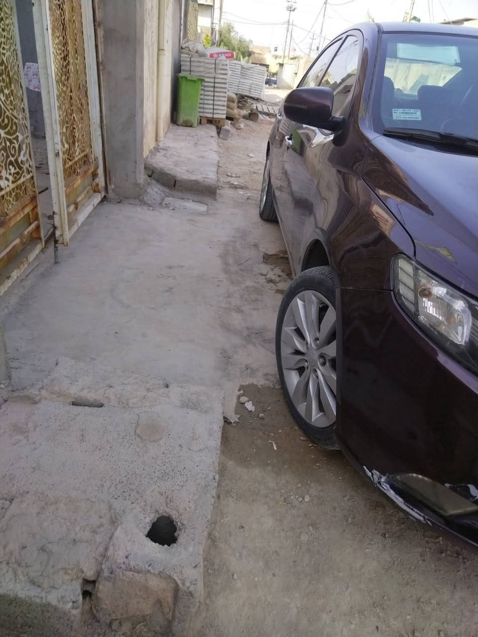 السلام عليكم سيراتو ٢٠١١ فول تحكمات شفتات بدون صبغ فقط بارد مكانات موضح بلسونار السعر ١١٠ *********** بغداد رقم انكليزي اربيل باسمي تحويل سعر ١٠٥
