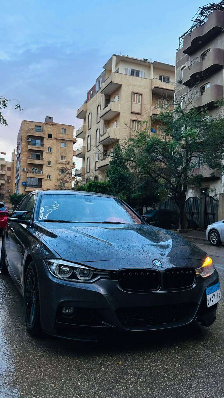 320 2014  ماشيه 240 الف السستم متغير ماشي 90 الف العربيه فبريكا كلها معادا الكيت و الباب اليمين ورا فيه ورنيش فقط 
 الكبوت gts الفوانيس الي ورا gts و الي قدام lci مع رنجات rgb رفارف m3 اقصدام ورا g80 لسه راكب من اسبوعين و اقصدام قدام m sport كفرات بات مان  و الجنط جديد راكب من اسبوع ب كاوتش جديد زيرو و العربيه عليها تيون بوت مود استيدج 2 داون بايب و استريت بايب ببوابه فتح وقف و لسه مغير كولر مكنه وكولر فتيس و طرمبه مياه و مباين و بوجيهات و ريداتير وسربانتينه و تيل فرامل قدام و ورا من 1000 كيلو العربيه مش محتاجه مصاريف نهائي و الفرش الاورنج معمول عند باتير مراد بس انا فكيت منو حجات و السقف الكنتاره و شاشه اندرويد و طاره ال m بالشفتات السادس من اكتوبر, الجيزة


**إذا كنت صاحب هذا الإعلان وتريد حذفه لأي سبب، رجاءا أرسل رسالة إلى الدعم الفني**