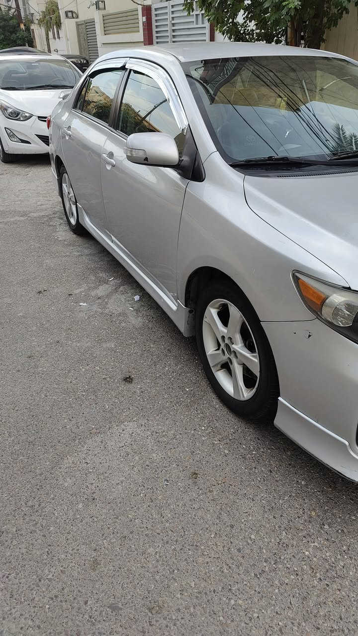 تويوتا كورلا 2012 سلفر وارد امريكي رقم بغداد مكينه بيه تنقيص دهن قليل كير مكفول تبريد شغال حداديه  تايرات بطاريه  جديده  شاشه كامره حادثهه بابتين بيهه صبغ اقل حزام  السعر 125 ورقه الاستفسار  على الرقم متواجد واتساب *********** مكانها بغداد كرخ
