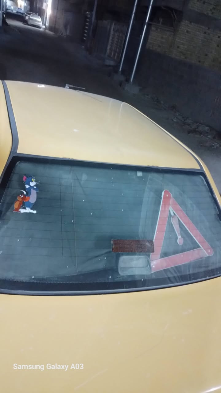 السلام عليكم
سايبه البيع مودبل 15
رقم بغداد نكليزي 
تحويل  مباشر 
مكينه كير نضيفات 
حداديه 100/100
تخم تايرات نضاف 
كهربائية كله شغاله 
سعر سياره 30بيه مجال طيبين 
مكان سياره كربلاء حي العباس 
هذا رقم ***********
اني مكلف بل نشر
