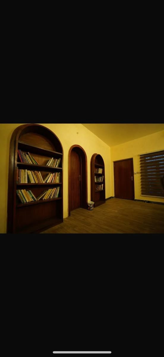عرض وفرصة استثمارية
المنصور ساحة القاء 
بيت مساحة 1080متر 
موثث مكاتب يصلح شركة 
 

واجهة 27 ونزال 40
بسعر مناسب جداً 
للاستفسار اكثر ***********
واتساب
