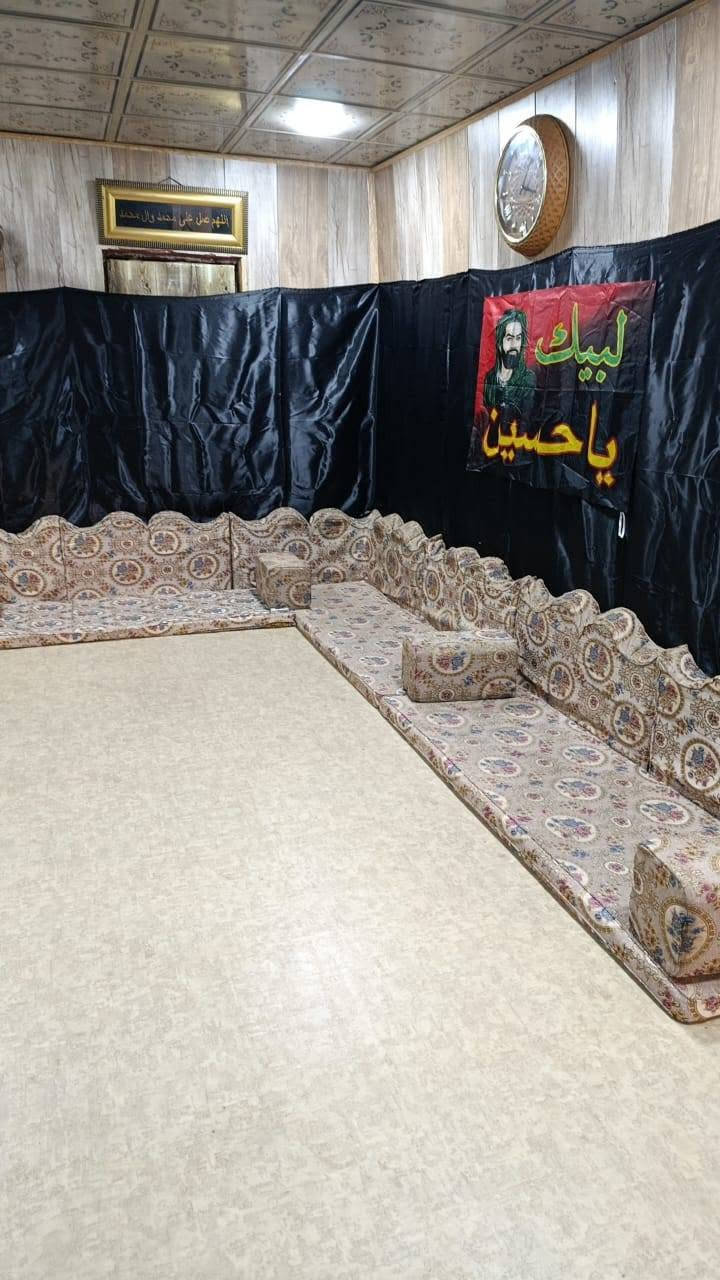 🔥 للبيع بيت طابقين معاملة كاملة 🔥

📍 الموقع: البصرة - تقاطع المعارض - شارع حسينية أهل البيت 
📐 المساحة: 150م طابقين
📜 السند: بلدية طابو صرف معاملة كاملة ***********
🏠 التفاصيل:
الطابق الأرضي: استقبال + صالة + مطبخ + غرفتين "كبيرة وصغيرة" + صحيات داخلية وخارجية + مخزن + كراج
الطابق الثاني: شقة مستقلة معزولة "غرفة وصالة وصحيات ومطبخ" + سطح كبير مسقف
✅ الكراج والسطح بيهم قمارة مغلف
✅ درج خلفي + درج الشقة من الكراج
✅ موقع مميز بصف الركن وجيران طيبين

💰 السعر: 100 مليون دينار قابل للتفاوض 
للاستفسار والصور اكثر: دزلي خاص *********** البصرة, العراق
