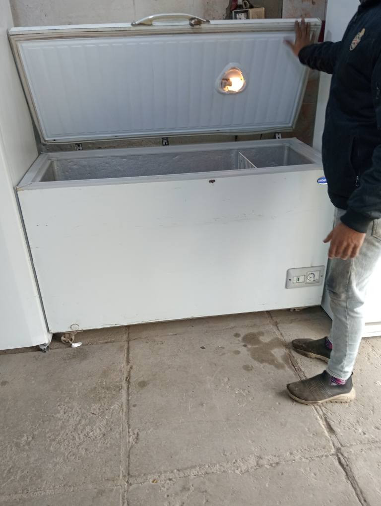 تم بعون الله وفضله وصول وجبه جديده من العارضات والثلاجات شرط الشغل والتبريد  قطعه اخو الجديد باسعار حلوه
مكان شارع عشرين شارع صلاة الجمعه مقابيل ساحه العمال سابقا *********** ناصرية, ذي قار
