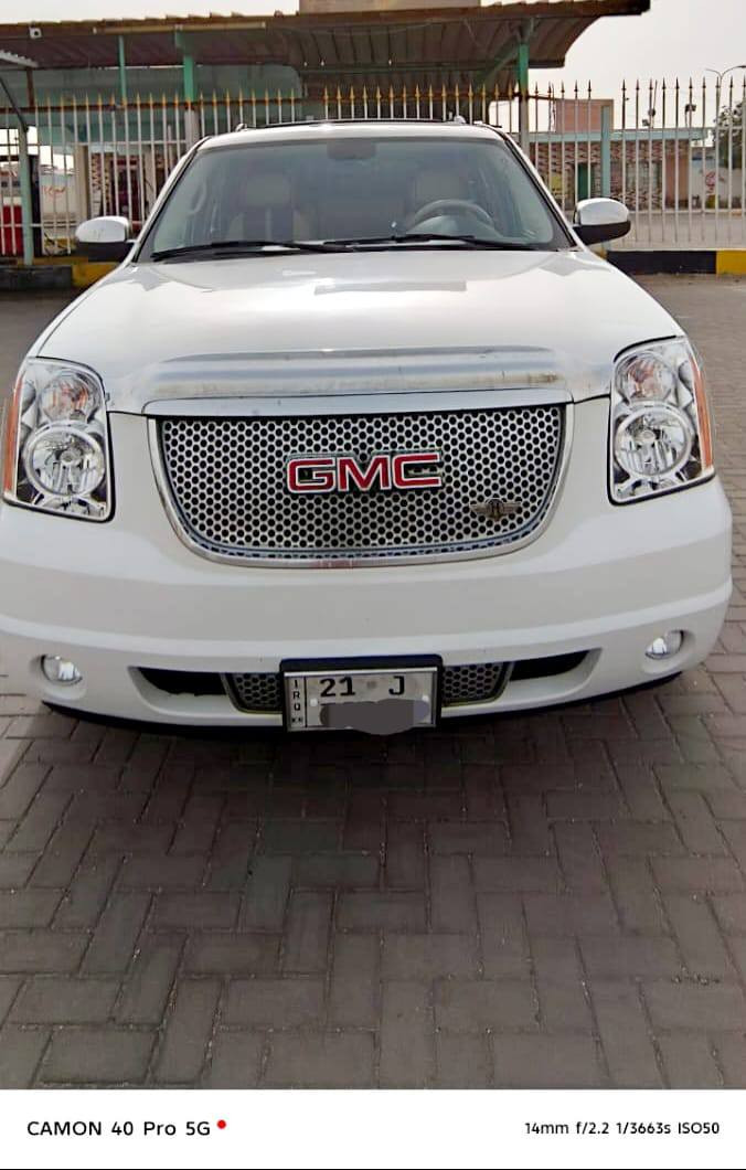 يوكن فول ادوات ادوات موديل 2009خليجيه مكفوله من الكص والسرقه والعشائر والانتر بول داخله تفصيخ فتح فول مواصفات دخول جديد مكينه 5300 السياره جاهزه من كلشي مرقم شمالي 
 السعر 110 وبيها مجال حق الجيه مكان السياره البصره للاستفسار الاتصال بالرقم *********** موصفات السياره دلعه شفط فتحه سلايت روف شاشتين خزن ميموري بالكشن 
كير + - بعد هواي مواصفات
