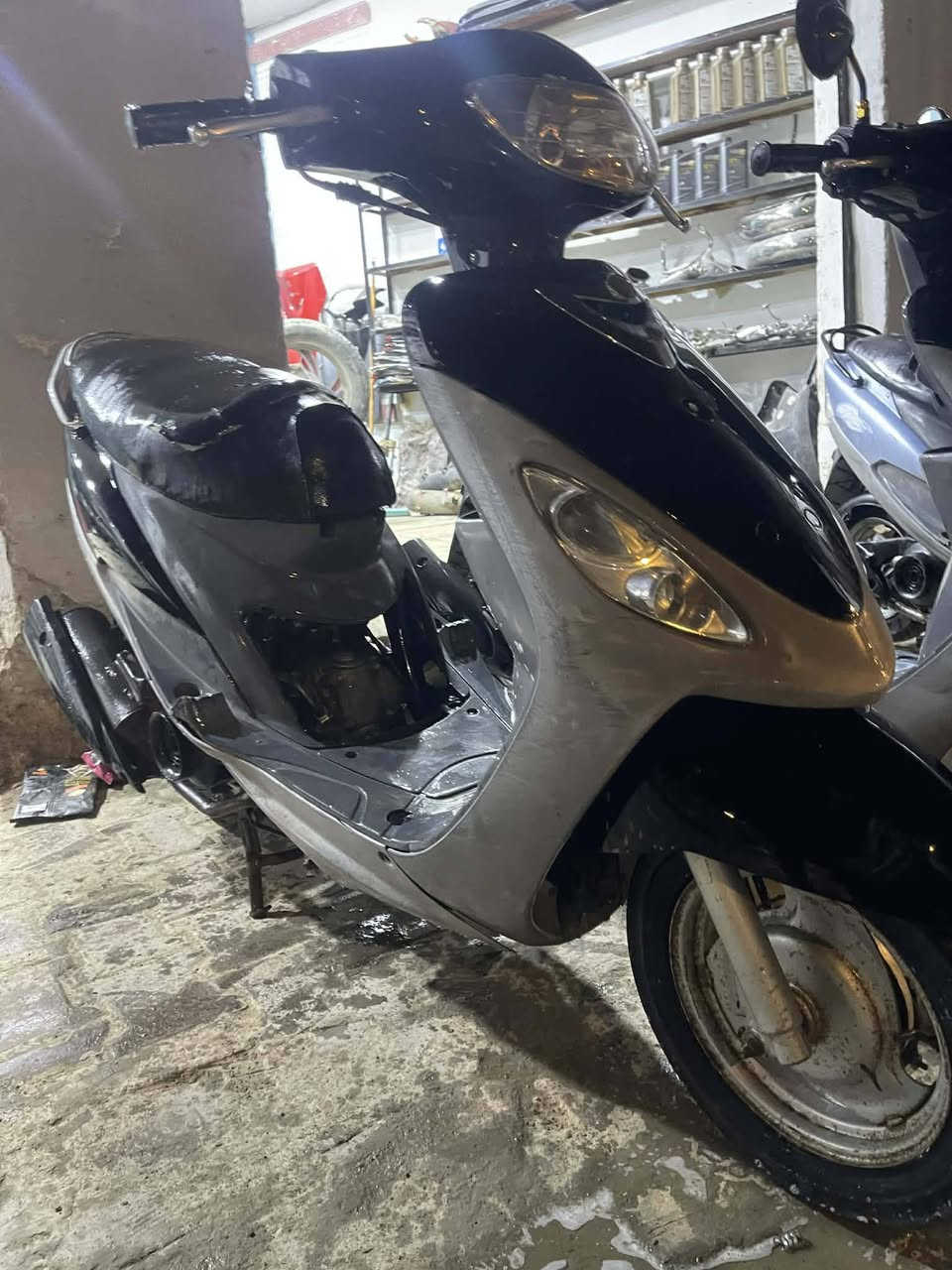 السلام عليكم البيع ماكس منغولي كفاله الدراجه سلف هندر مابيه اي نقص السعر 600 وبيه مجال بسيط 🥰🥰


**إذا كنت صاحب هذا الإعلان وتريد حذفه لأي سبب، رجاءا أرسل رسالة إلى الدعم الفني**