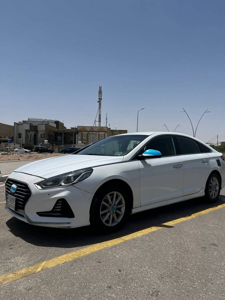 متواجد فقط تصال شراي يتصل سوناته مويل 2018 وارد امريكي مكينه 2400 بلكارتون ضربتهه مو قويه موجود بلمنشور  تبديل المدكر الايسر وبيهه ضربه دراجه يم قبق البانزين  مو قويه بيهه مكانات صبغ تبريد ستوه شاد منضومه جديده السعر 118 وبيهه مجال للطيبين مكان السياره بصره الزبير متواجد فقط تصال ***********

