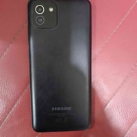 سامسونج A03 الجهاز استخدام قليل السعر ٨٠ الف  ذاكره ٦٤ 07819079779