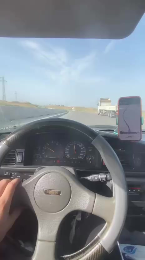 مديل 1991 اوتماتيك 
رقم سليمانية دولي باسمي 
محرك بدلت جديد اوربي12 بخ 
تبريد منظومة جديد كامل بس يحتاج ربط ماعندي مجال الها وما متفرغ الها بيع مستعجل
***********
كركوك عنوانها
