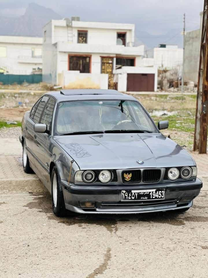 بیم 525  گیرو مە کینە لۆک تازە گۆراوە بۆیاخ تازە کراوە مالی مە دە نی بە شە رتی ئە وە ی مالی کە س نابیت بێ سە رەتەیە 35 گلاو مه عامه له يه كي كه م موشه ته ري نيت مه منونم سه ري خوشت و منيش مه يشينه *********** سلێمانی السليمانية, العراق
