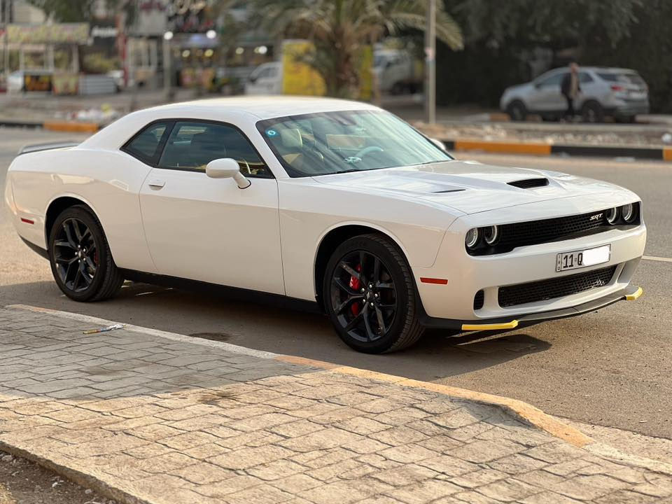 للبيع جالنجر 2023 
النداء الاخير لاست كول 
رقم بغداد دولي بأسمي
 ماشيه37 الف 
محرك 3600 
حادث تبديل بنيد وصبغ جاملخ وشويه من باب السايق ونص جاملخ صدر
تو ويل 
كشن السائق كهرباء 
ويل 20 اصلي بلاك توب 
غرفة اصليه داخل جلد وشاموه مشمشي اصلي
شاشه كاربلي 
منظومه زنون 
كامره 360 
بجم محدث srt شغل درجة اولى 
سياره مابيها اي نواقص من كل النواحي 
السعر ب205 
الهاتف ***********
