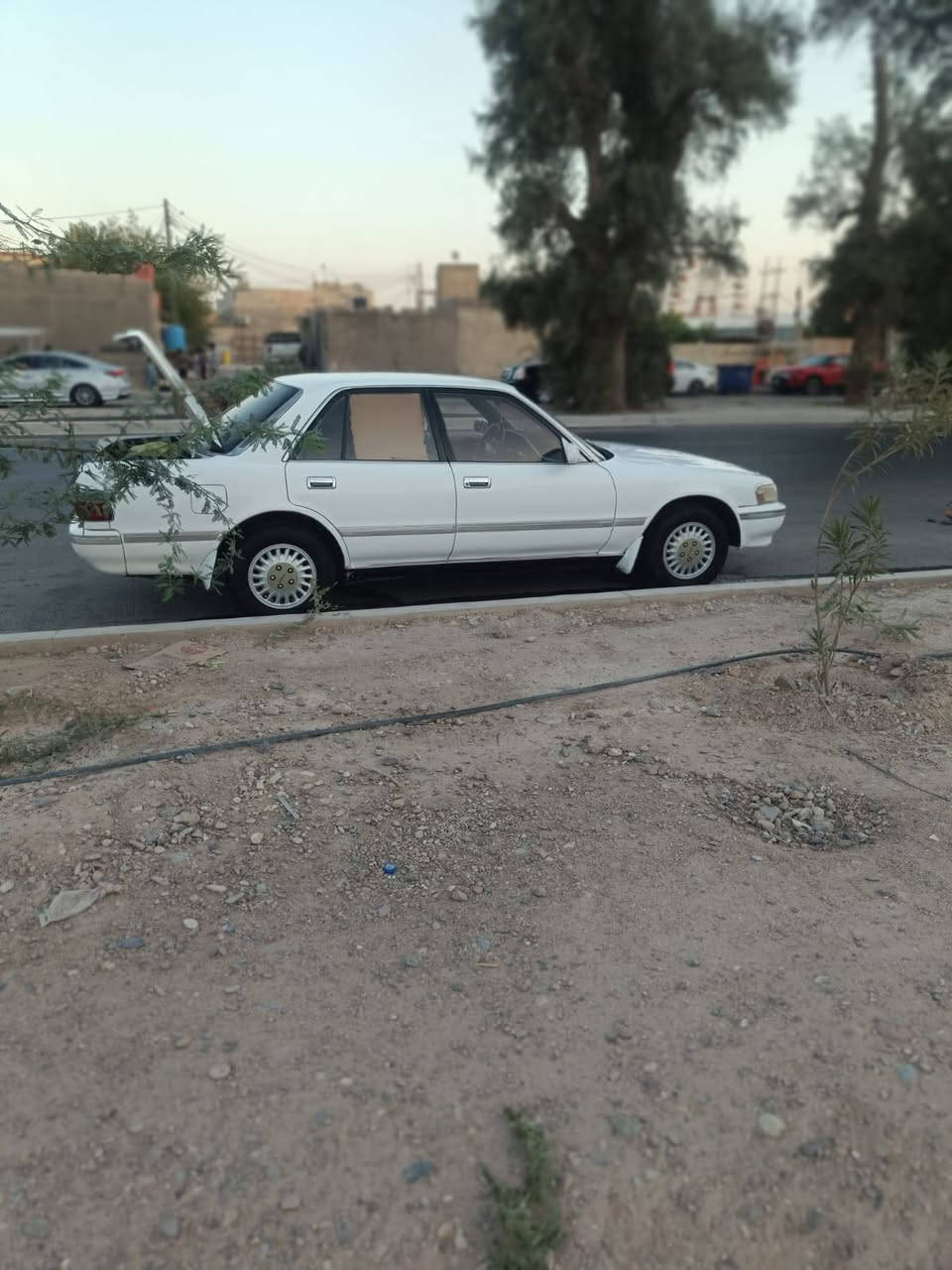 السلام عليكم للبيع كروسيده موديل 92 ابيع او مراوس سياره تبريد ثلج حداديه جديده تخم تاير  مكينه  وكير ونجي عنوان بصره سفان ***********

