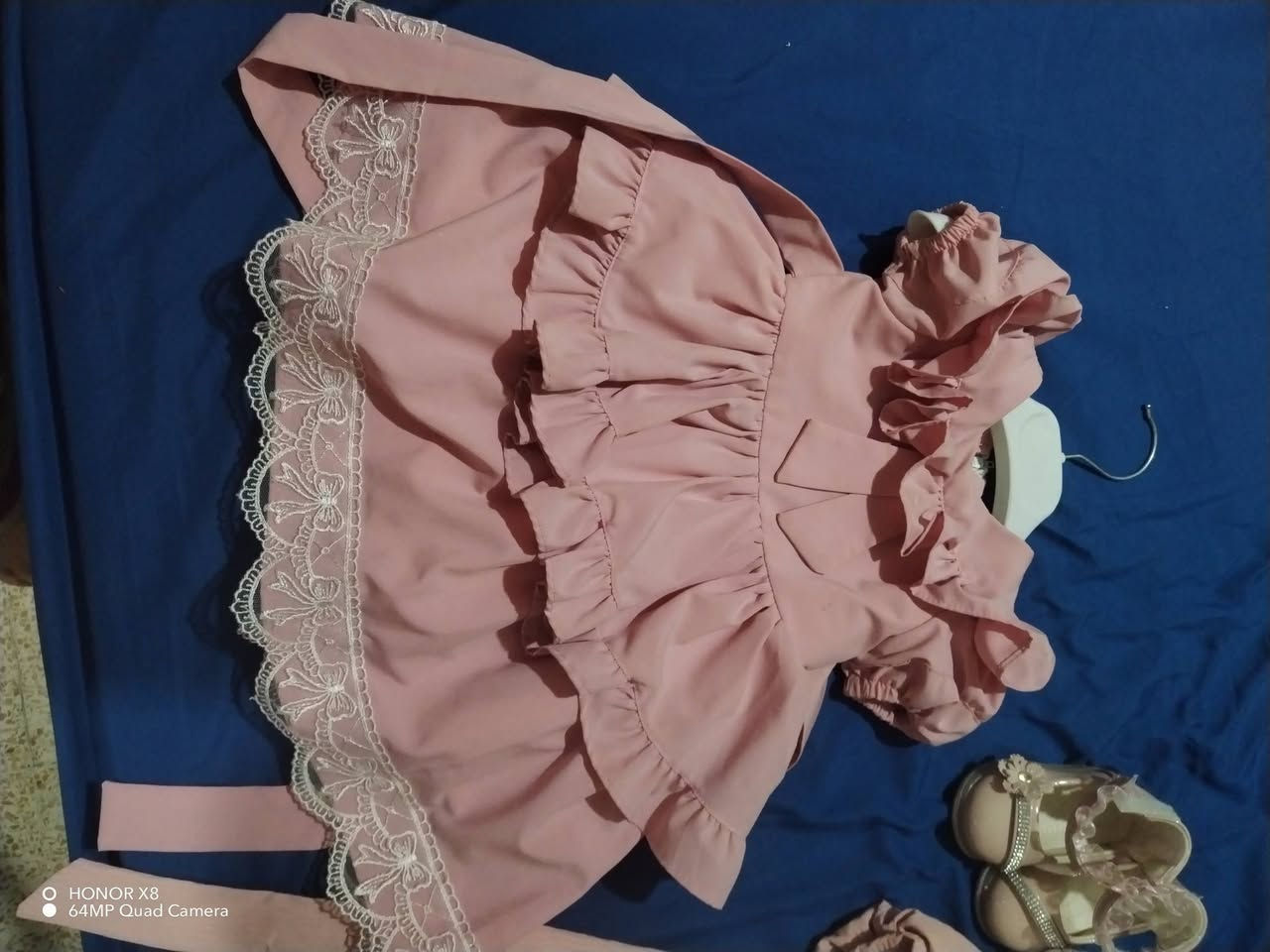 3 فساتين مع حذاء جدد كلهم ب 25 يلبسون من عمر 9 أشهر لي سنة


**إذا كنت صاحب هذا الإعلان وتريد حذفه لأي سبب، رجاءا أرسل رسالة إلى الدعم الفني**