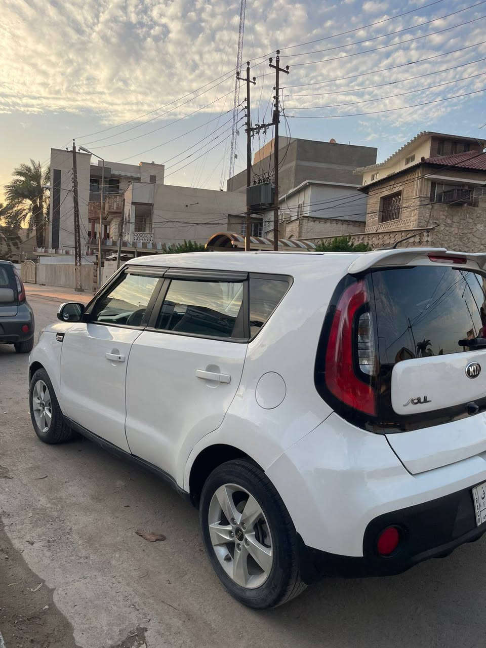 بسم الله
السلام عليكم
كيا صول 2017
 محرك 1600 GDi ماشيه 66
ثلاث انضمة قيادة
سبورت تحكم ستيرن نضام محاكي مثبت سرعة كامرات امامي خلفي السونار مرفق بالصور مكاني بغداد الكرادة السعر 110 وبيها مجال


**إذا كنت صاحب هذا الإعلان وتريد حذفه لأي سبب، رجاءا أرسل رسالة إلى الدعم الفني**