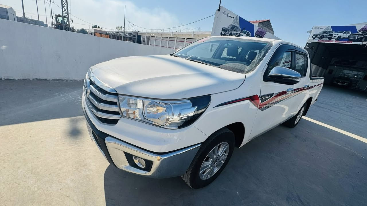 سلام عليكم للبيع بيكب موديل ٢٥
زيرو
سيارة جديدة 
رقم شمالي 
فول موصفات 
ترهم مراوس
***********
