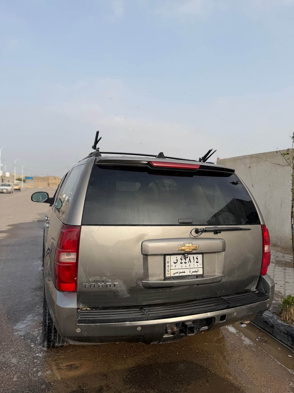 تاهو 2007 بتره فول عده الفتحة السياره بدون اي نقص محرك كير تبريد كهربائيات شاشة كامره خلفيه شرط الفحص السياره بدون ضربه فقط ارباع البيبان الجوه  انصبغت اثر جراد السياره رقم بصره راعية بلبصرة تحويل ثاني يوم السياره للبيع او المراوس 
*********** البصرة, العراق
