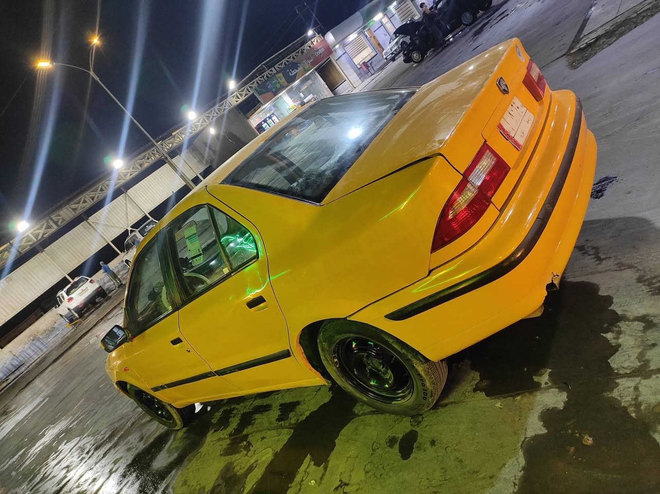 سمند مديل 13ناطقه

السيارة بيه خيط بخار لا اكثر ولا قل 

 مع العلم كير ومكينه فرنسي 
اسياره بيه قطعه وحده ابدله والباقي  ع وضع الشركه 
السيارة مال جناي ربع متصرف عليها

سيارة حلوه بمعنى الكلمة

مصفرة هيئة وغرامة بشرط تحويل 

السعر ب38 وبيها مجال مستعجل على البيع *********** 
***********
