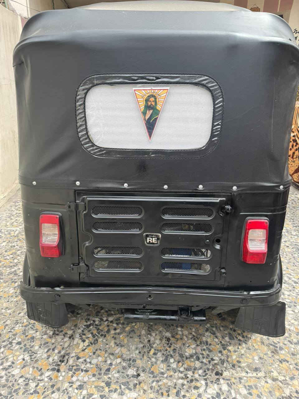 السلام عليكم تكتك للبيع مديل 2018 أوراق كامله المصطفى كشر مكفوله مكينه مال عشرين بجيس
العنوان الكماليه شارع المصرف السعر 3500 بلاش 🖤♥️ ***********
