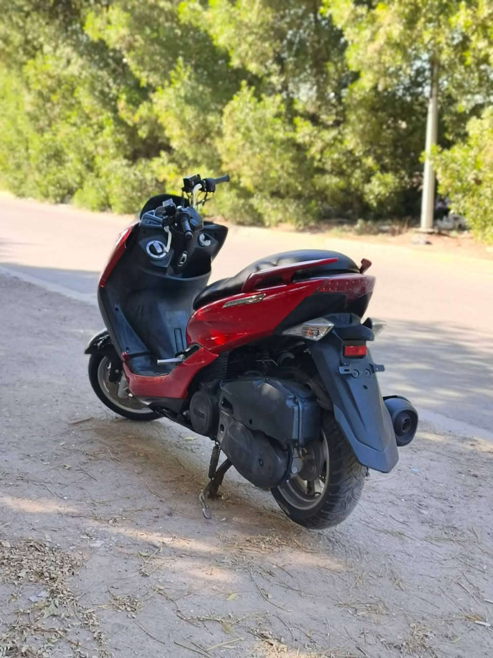 السلام عليكم
ياماها ماجسـتـا أس الحديث موديل 2017 🇯🇵ياباني 🇯🇵قبق نفخ طلاعات
للـــبـيــع كفالة عامة مكينة +كفرات 
الدراجة كاملة على اخر برغي مابيه نقص اوراق موجوده منفيس ومكاتبه كلش جديده الدراجه
 ✨ مواصفات ✨
راديتر
لايت عالي ناص 
اشاير يمنة يسرة
صندوك جك 
طلاعات
ستاند جانبي كهرباء 
مكينة 155سي سي 
بريك امامي خلفي دسك
موقع 📍بغداد بالغزاليه
السعر :700 وبيها مجال بسيط جدا
للاستفسار 👇🏻
‏‪‪0776 002 4076‬‬‏
