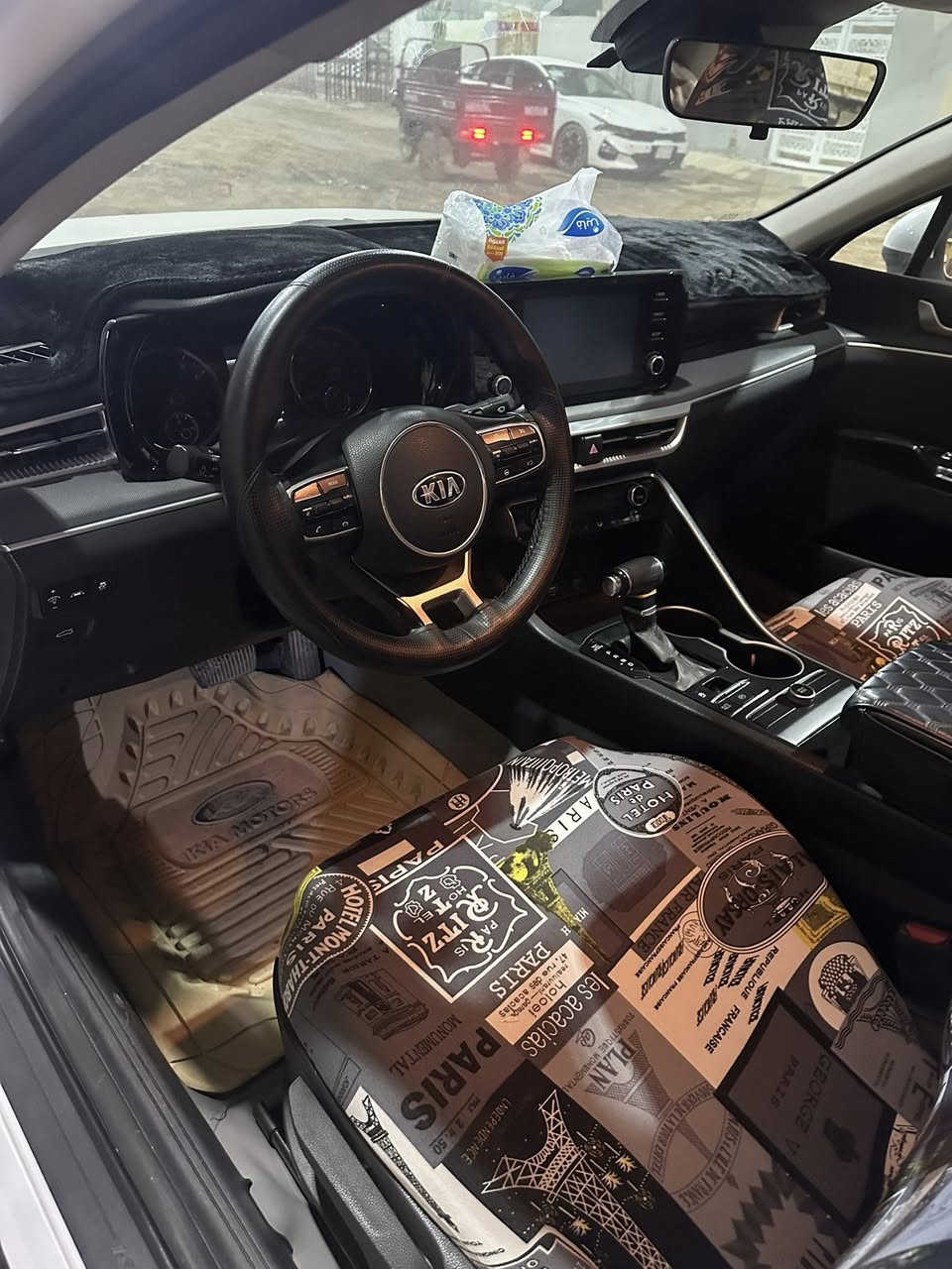 السلام عليكم 

كي فايف K5

موديل 2021

صور الحادث موجودة داخل المنشور 

نص فول 

هزة جديدة تريد مداور ثاني يوم أو وكالة 
رقم اربيل 

ماشية 90 الف 

جاهزة من كلشي برغي ماعايزة 

السعر 169وبيها مجال 

مكان السيارة / الديوانية 

للاستفسار 

***********
