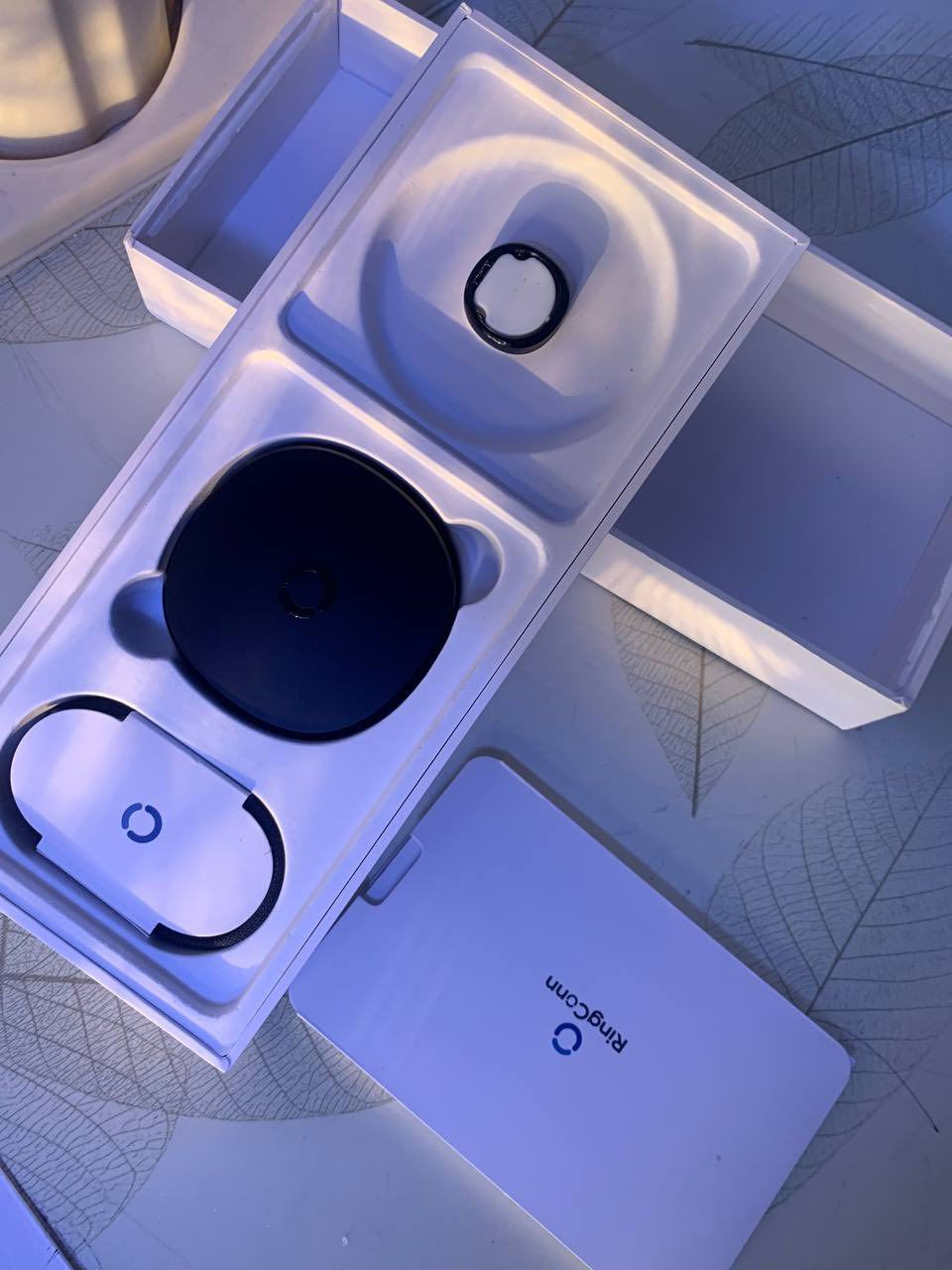 السلام عليكم
� للبيع: RingConn Smart Ring – الجيل الثاني (Gen 2)

محبس ذكي أصلي
الحالة: نضيف 100%

✨ المميزات:
 قياس نبض القلب
 مراقبة النوم
 متابعة النشاط اليومي
 بدون اشتراك شهري
        ضد الماء 

📦 مع العلبة الأصلية + الشاحن
📍 الموقع: (فلوجه)
💰 السعر: (380) قابل للتفاوض

📩 للتواصل خاص
***********. او على رقم الخط 
⸻
