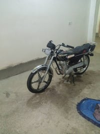 هندر واحد • نضيفه • تشتغل